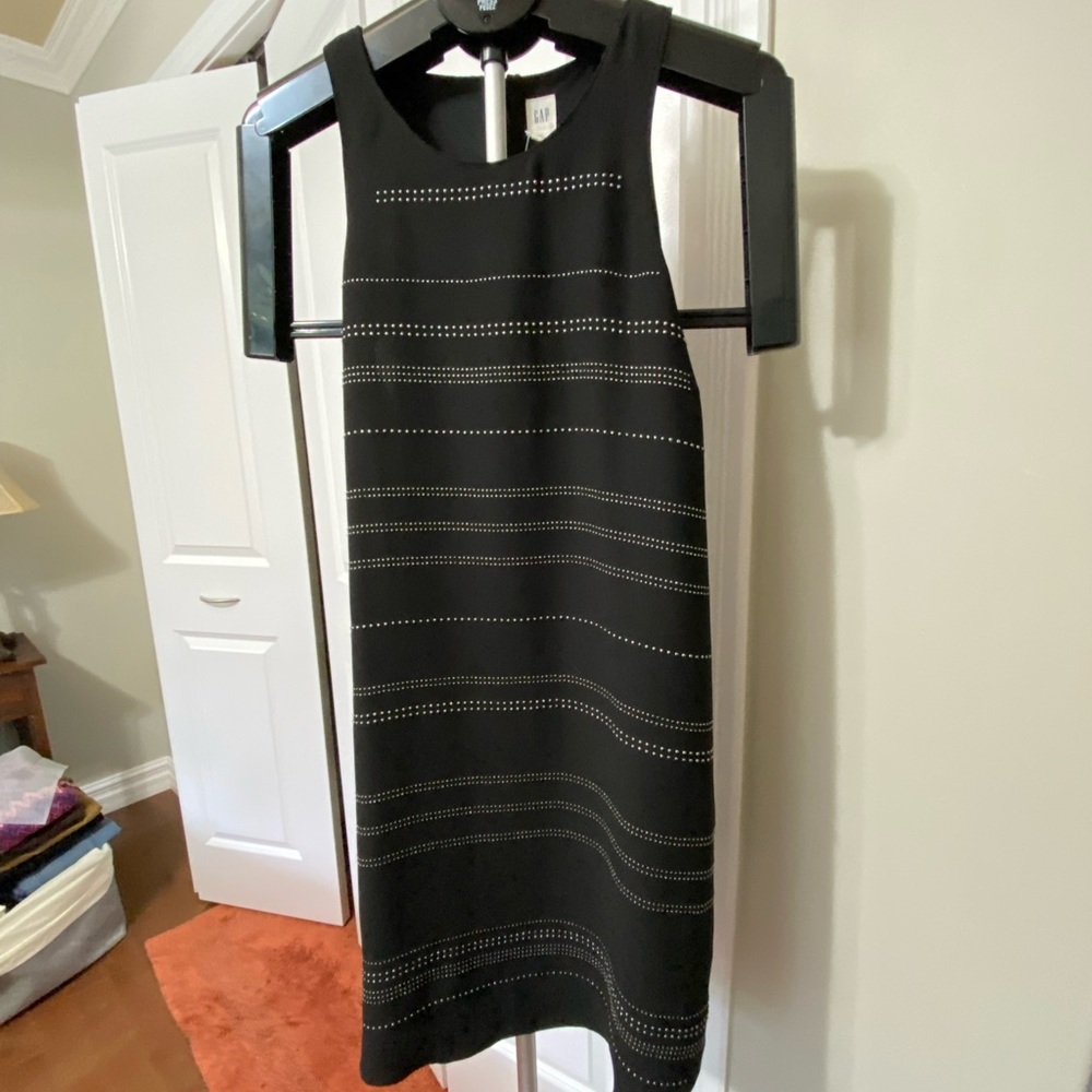 Sz Med⭐️NWT Gap Black Sleeveless Summer Dress Silver embellishment - Picture 3 of 11